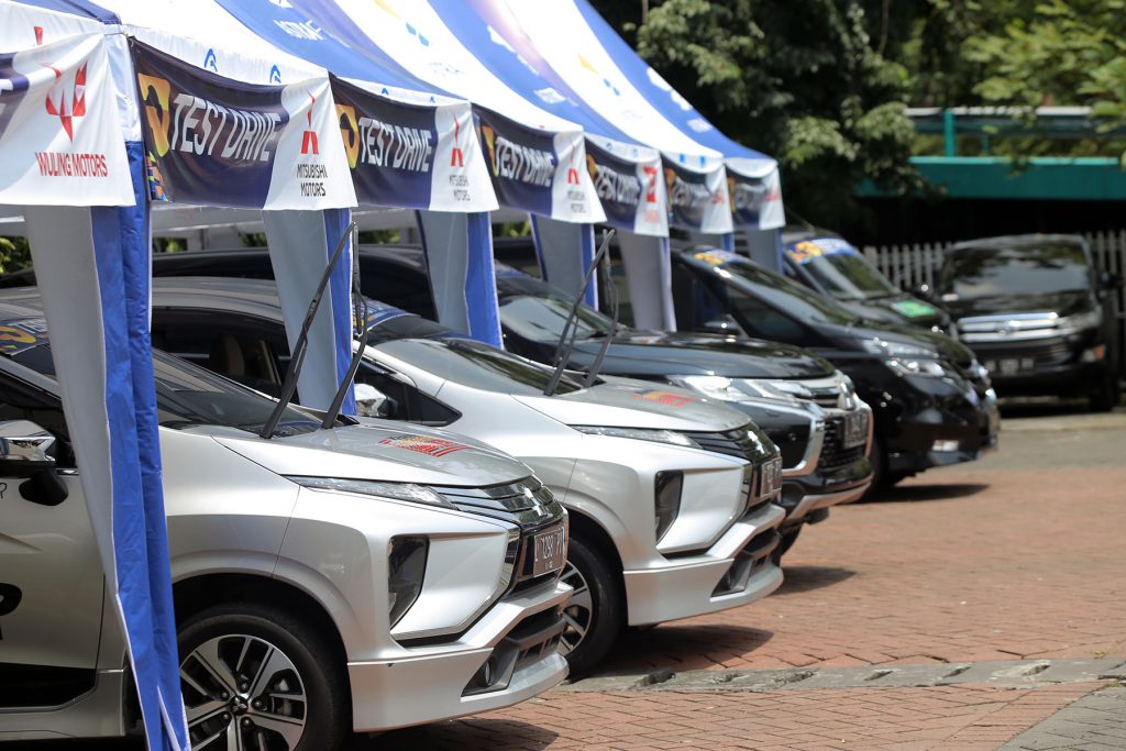 Tak Hanya Lihat, Nyetir Mobil Impian Pun Bisa di GIIAS Surabaya 2020