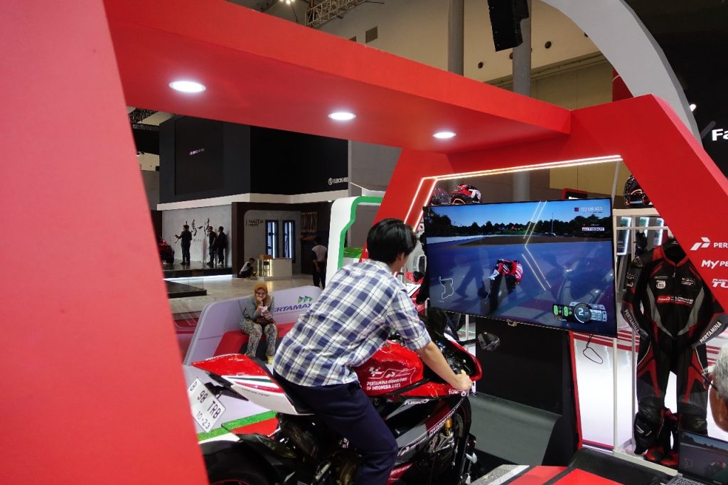 MELIHAT TEKNOLOGI KENDARAAN TERBARU DENGAN HABISKAN AKHIR PEKAN DI GIIAS 2023
